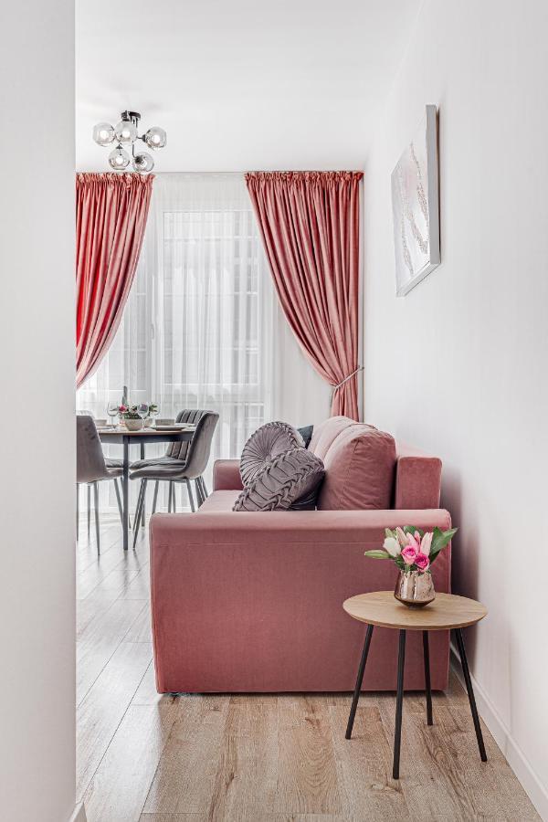 Elegant Apartment Near Afi & Atrium Mall Arad Extérieur photo