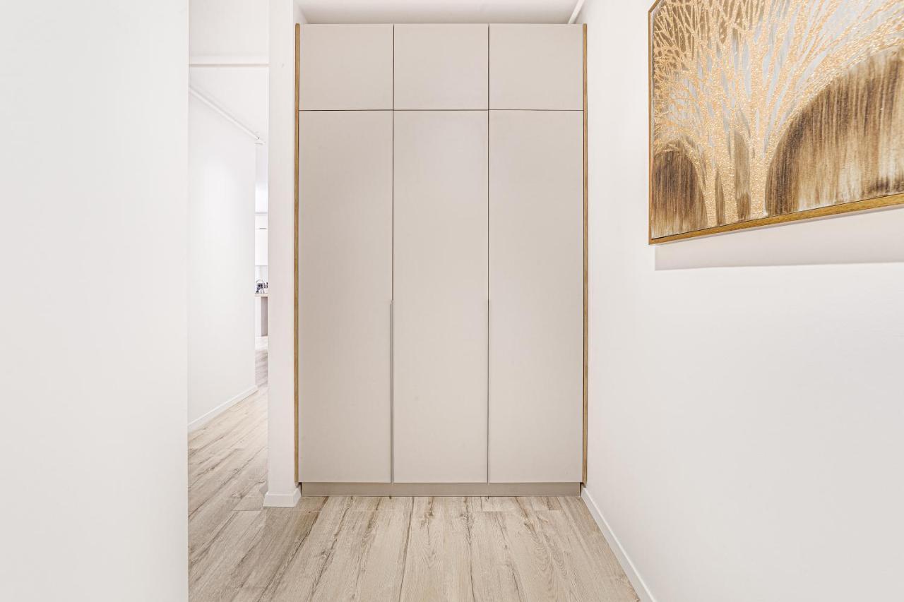 Elegant Apartment Near Afi & Atrium Mall Arad Extérieur photo