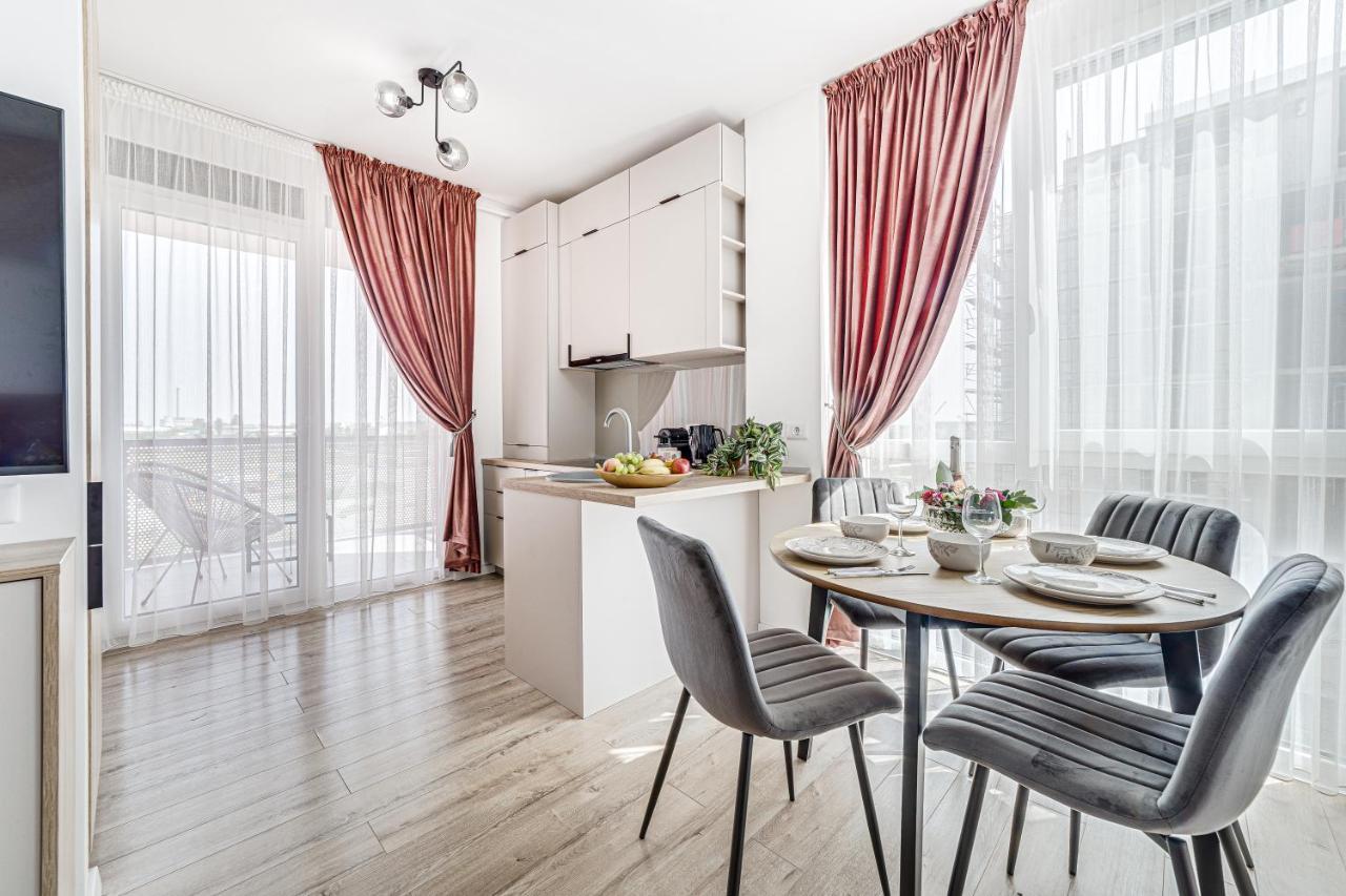 Elegant Apartment Near Afi & Atrium Mall Arad Extérieur photo